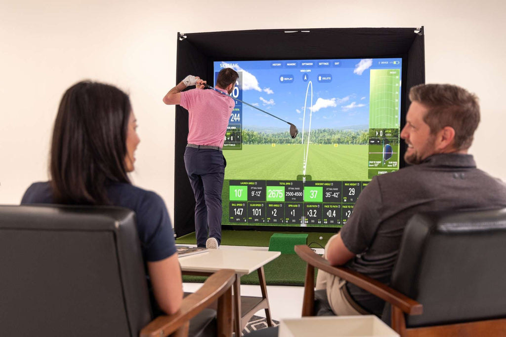 SKYTRAK's Guide to Indoor Golf Simulators